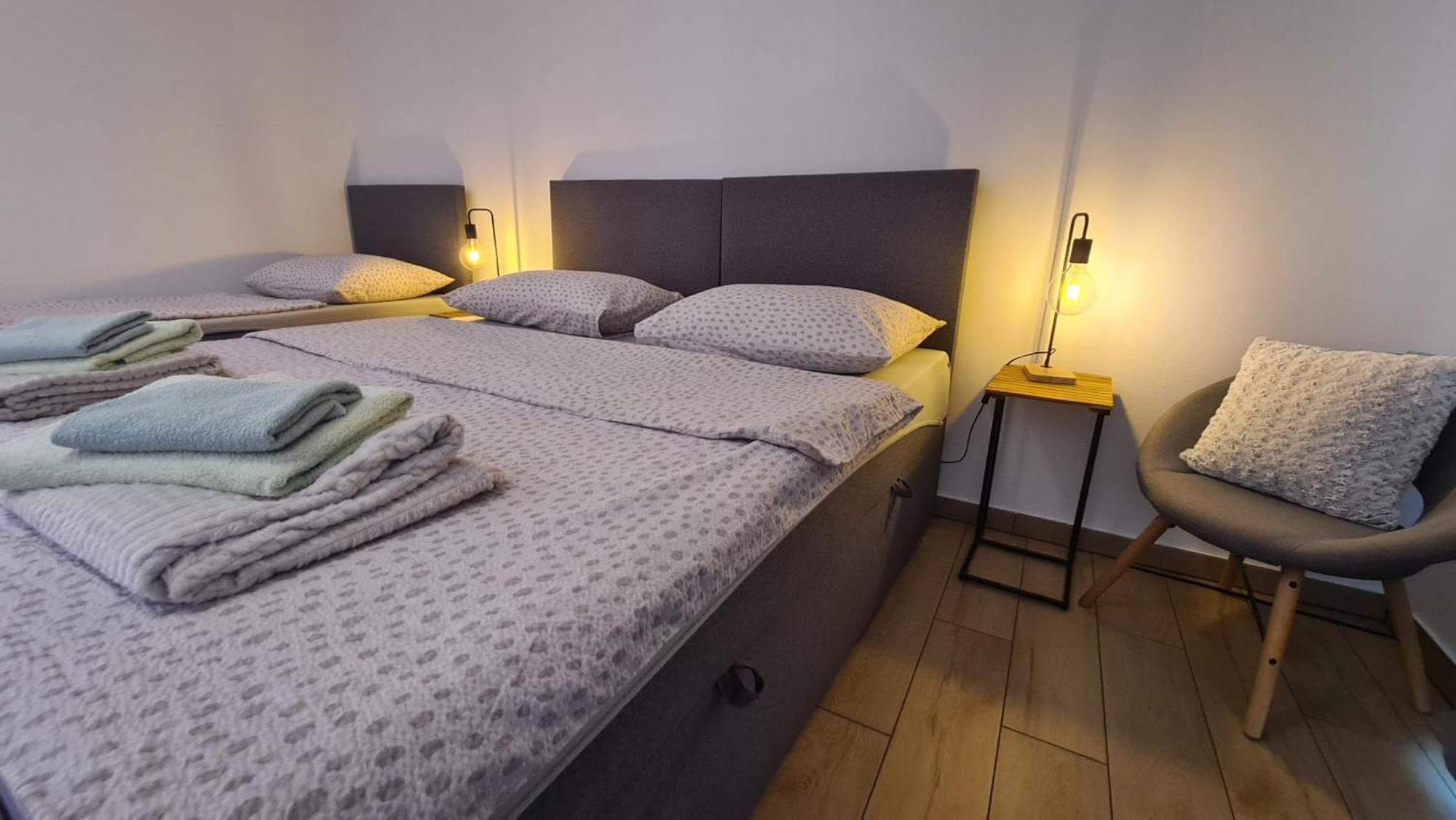 Brne Rooms Postojna Exterior foto