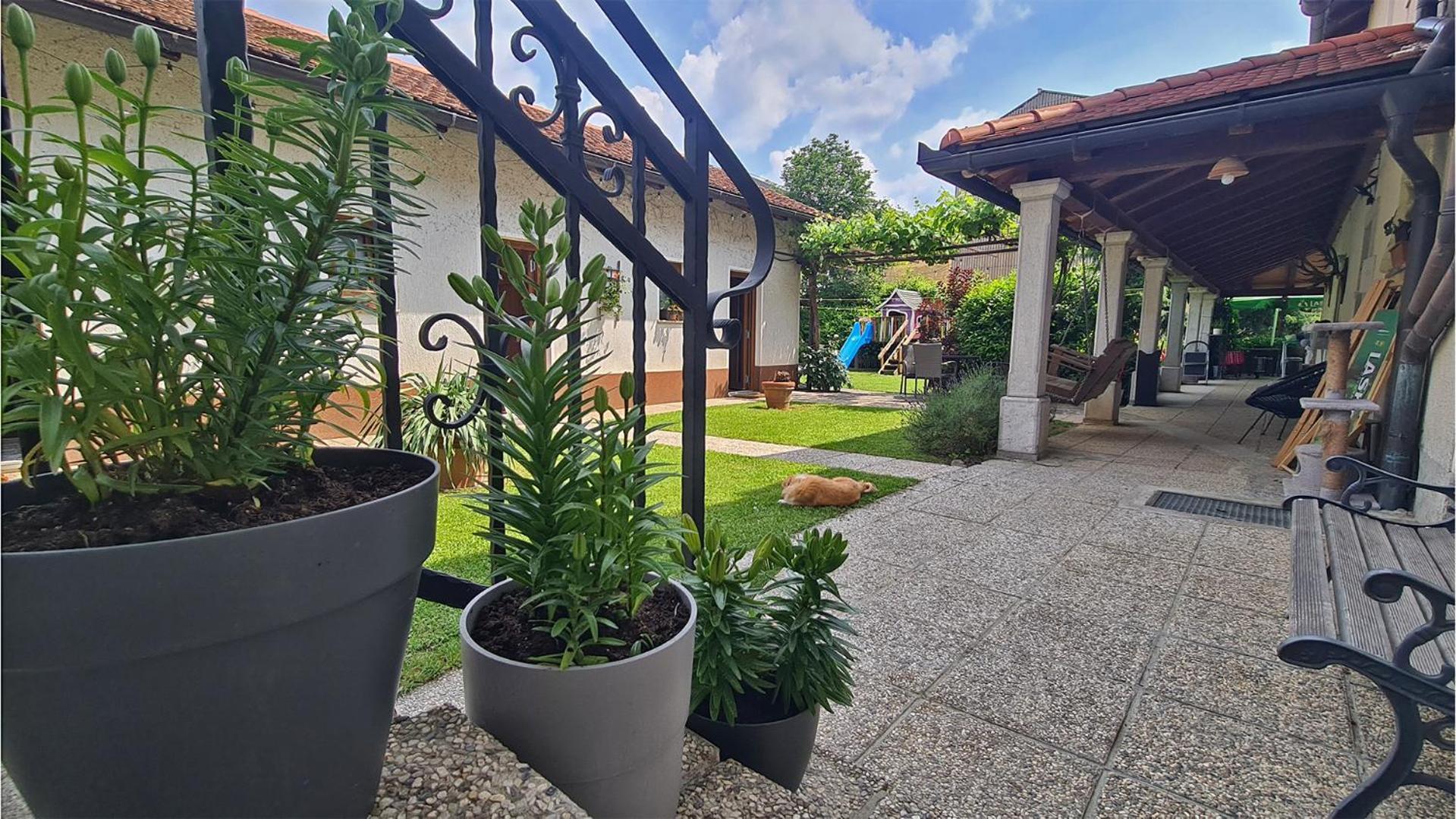 Brne Rooms Postojna Exterior foto